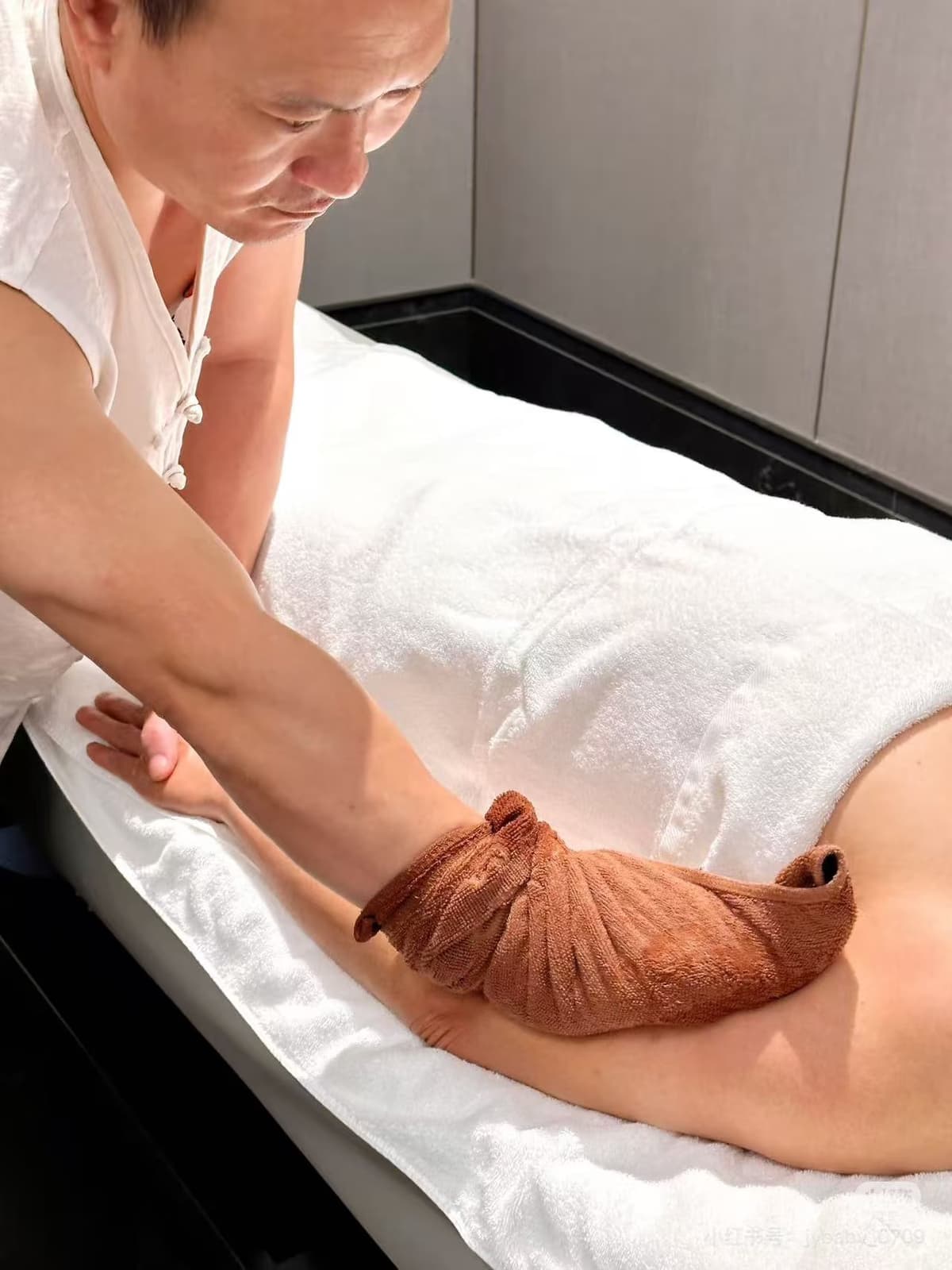 Cuozao: The Chinese Bathhouse Scrub — What the Videos Leave Out