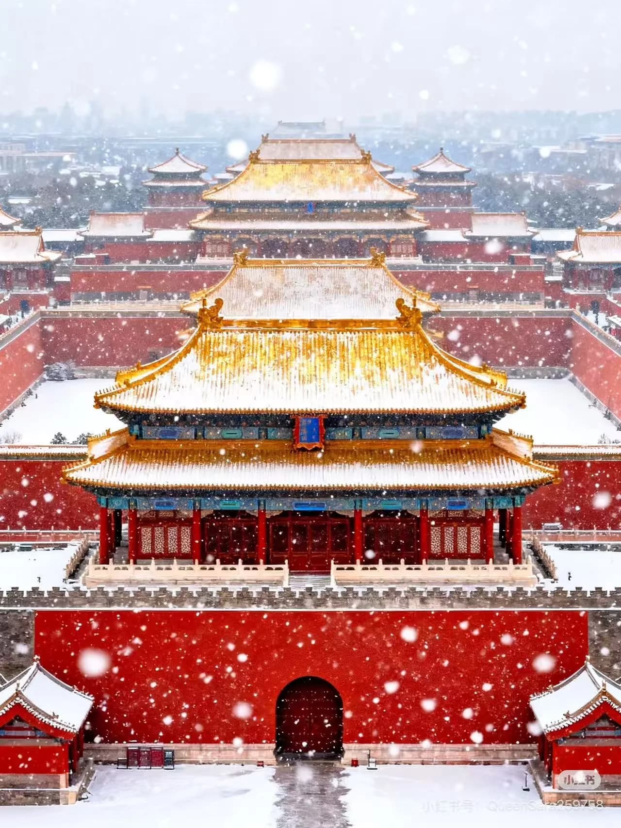 Travel guide image for - ViaCHN.