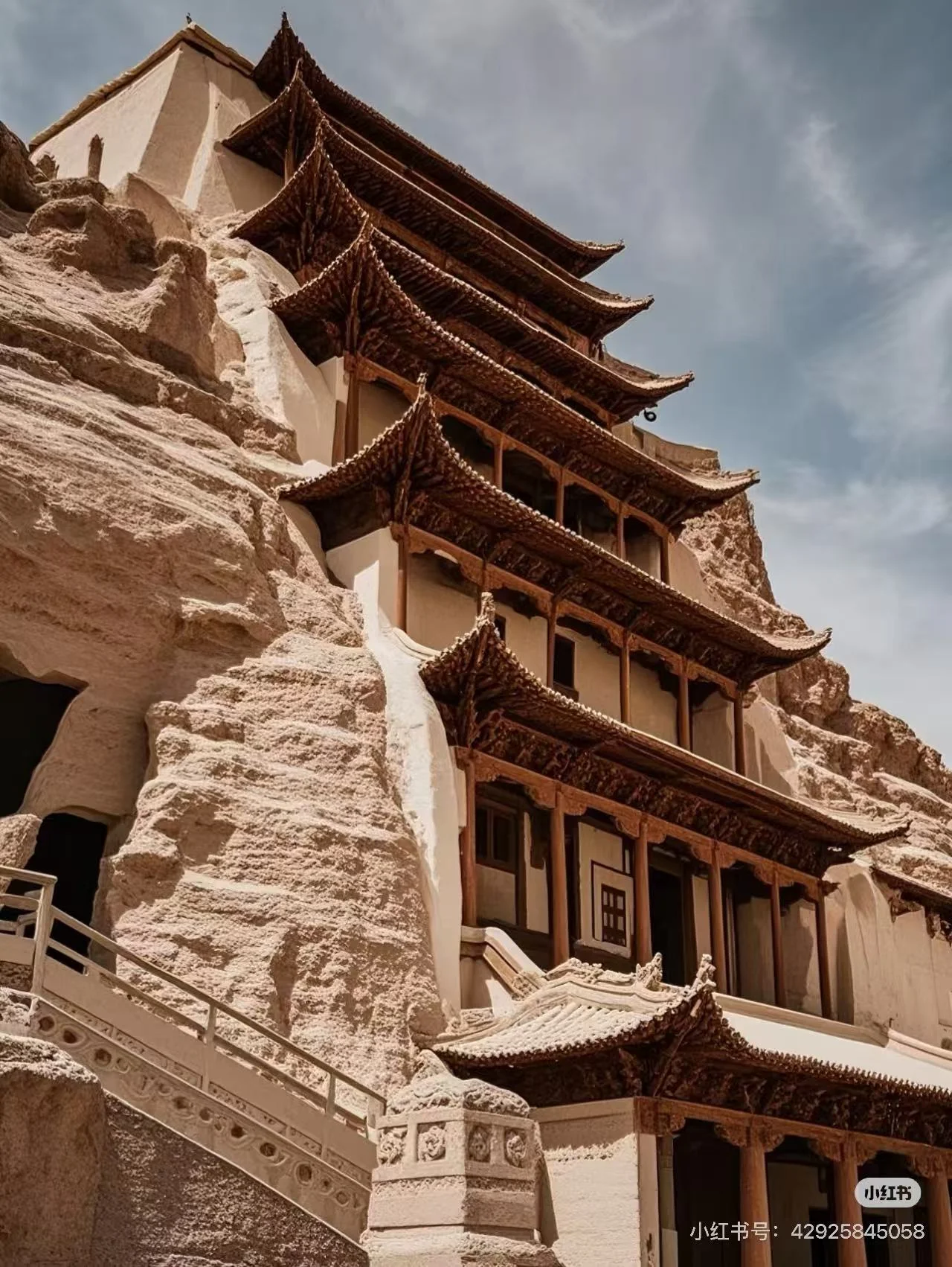Mogao Caves (莫高窟)